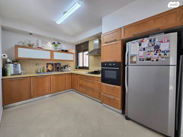 דירה, עוזי נרקיס, קרית רבין, חולון