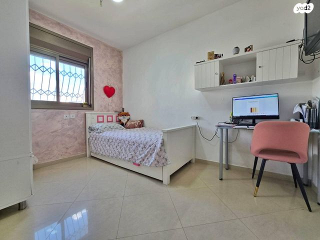 דירה, עוזי נרקיס, קרית רבין, חולון