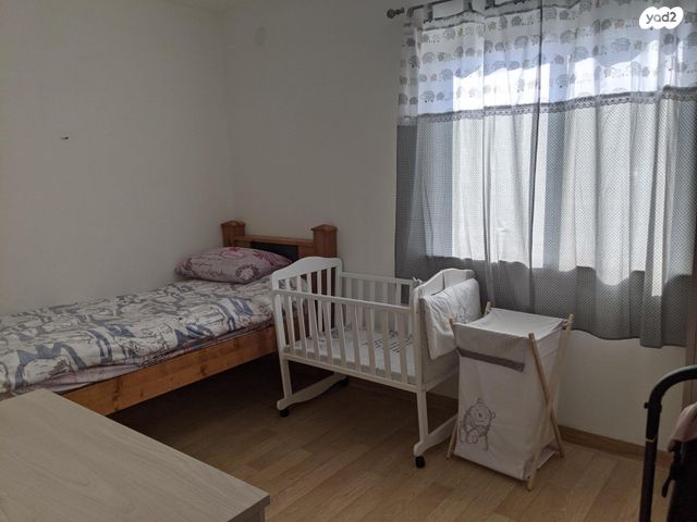 דו משפחתי, דיקלה, מישור הגפן, אופקים