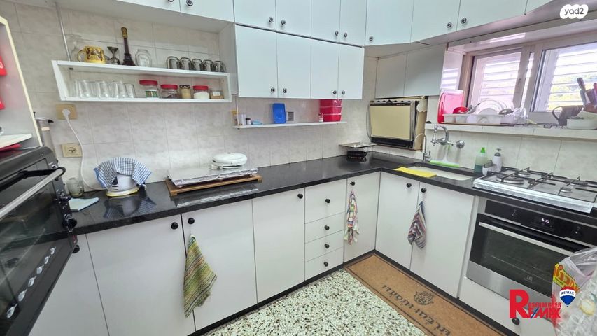 דירה, טרומפלדור 2, בית דגן, בית דגן