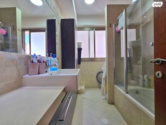 דירה, עוזי נרקיס, קרית רבין, חולון