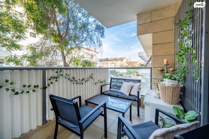 דירה, הפלמ"ח, רמת ורבר, פתח תקווה