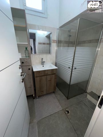 דירה, רוטשילד 61, עמידר, בת ים