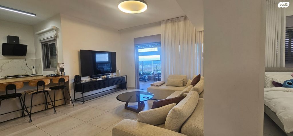 גג/ פנטהאוז, יחידת 101, אריק שרון, נהריה