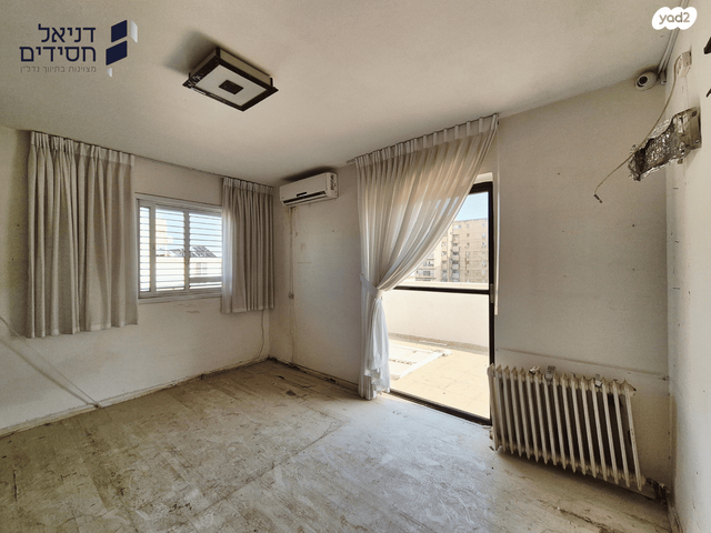 גג/ פנטהאוז, אביבים, אגרובנק, חולון