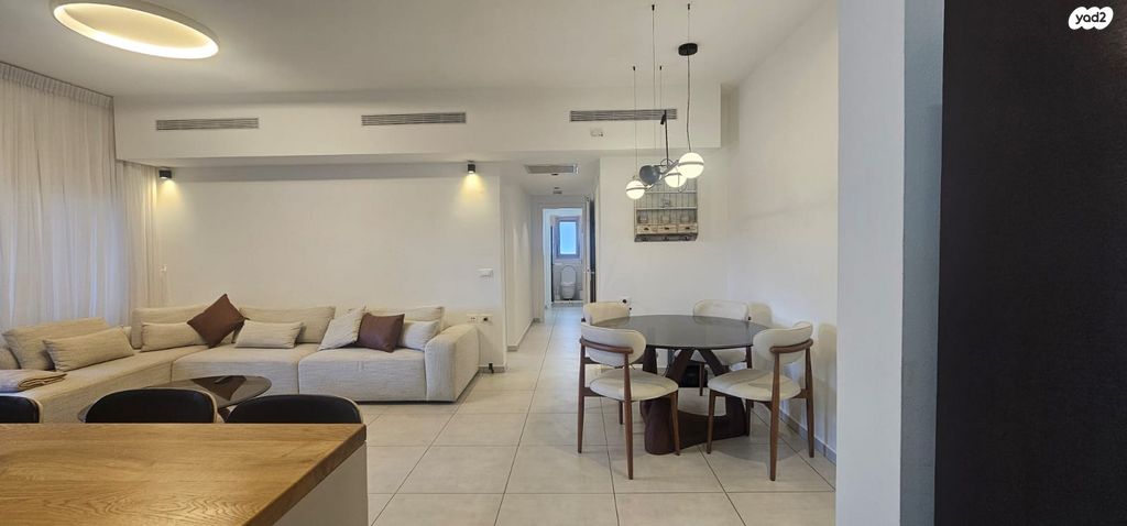 גג/ פנטהאוז, יחידת 101, אריק שרון, נהריה