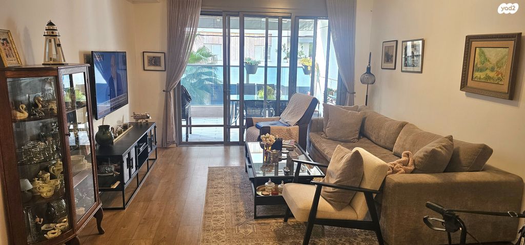 דירה, הרצוג, מרכז, הרצליה