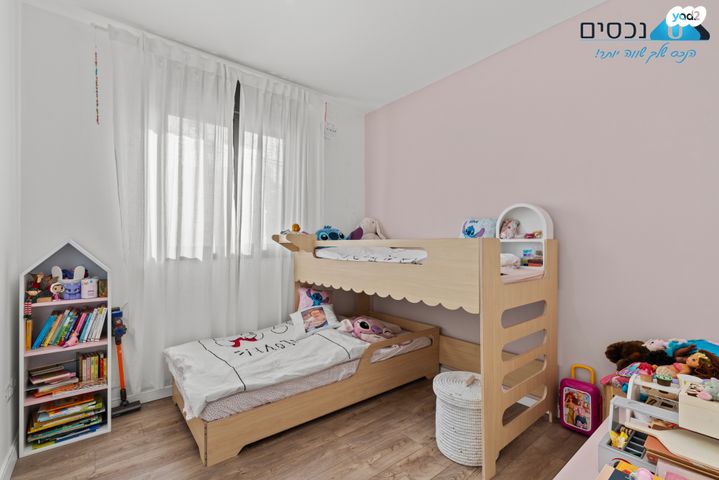 דירה, שמעון פרס, מורשת, מודיעין מכבים רעות