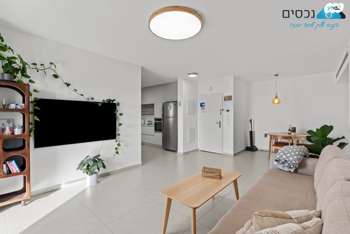 דירה, שמעון פרס, מורשת, מודיעין מכבים רעות