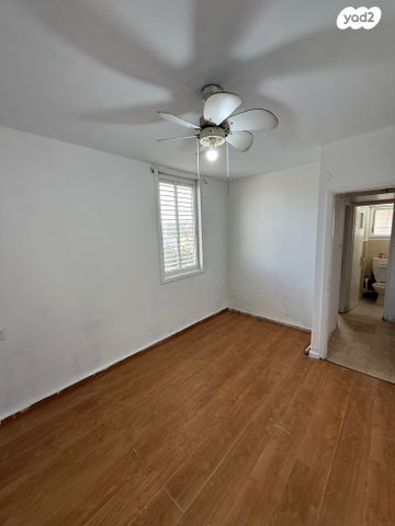 דירה, גר צדק 5, מכללת תל אביב יפו, דקר, תל אביב יפו