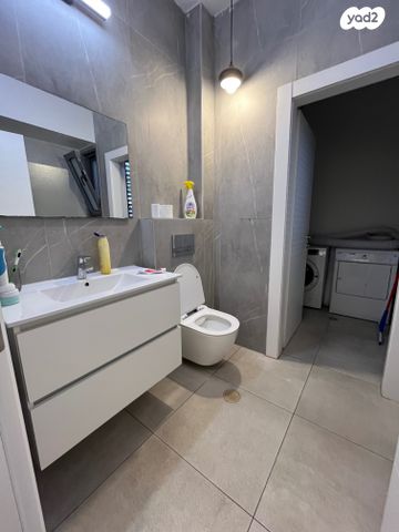 גג/ פנטהאוז, פארק הנחל, באר שבע