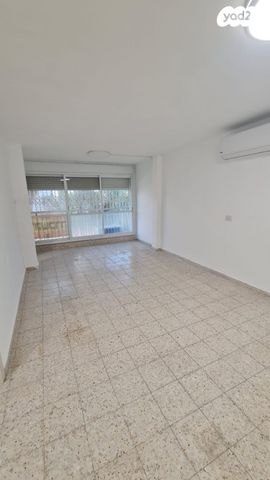 דירה, שדרות יוספטל 9, גבעה א', שביט, קרית אתא