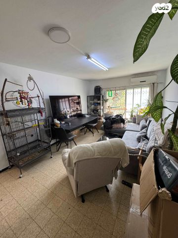 דירה, אבן גבירול, נאות אשכול, שדרות