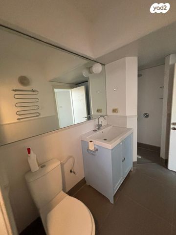 דירה, קריניצי, שכונת יהלום, מרכז העיר ב, רמת גן