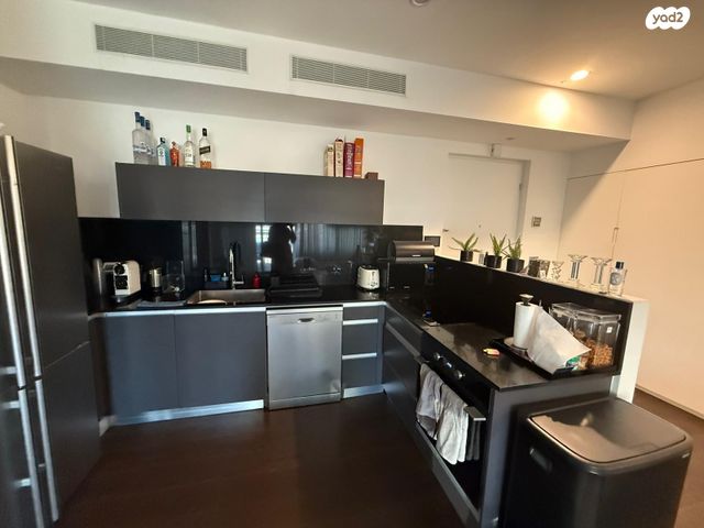 דירה, ניסים אלוני 2, צמרות איילון, פארק צמרת, תל אביב יפו