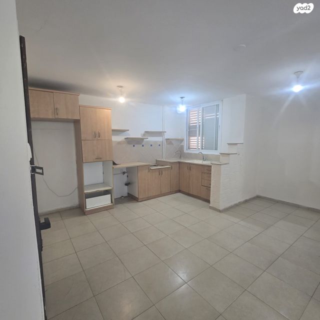 דירה, הרצל, עפולה