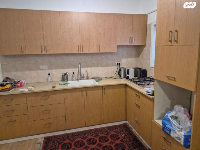 דירה, החייל האלמוני, אברמוביץ', ראשון לציון