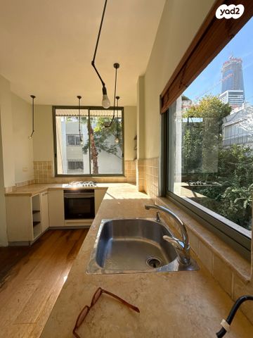 דירה, עמק ברכה, נחלת יצחק, תל אביב יפו