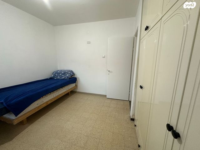 דירה, לוי אשכול, טבריה