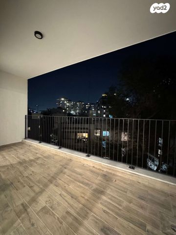 דירה, הצפון החדש - כיכר המדינה, תל אביב יפו