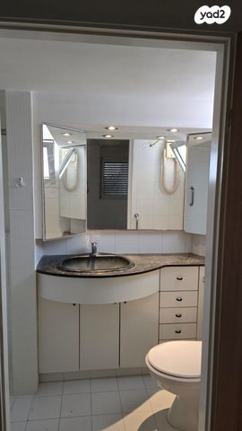 דירה, חיים הזז, סביוני הכרמל, חיפה