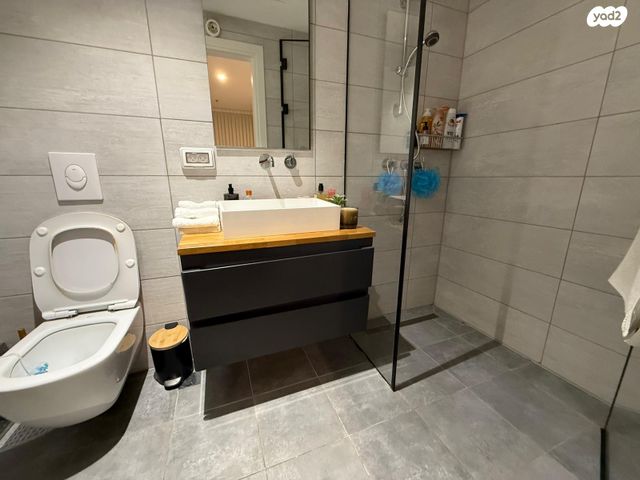 דירה, ניסים אלוני 2, צמרות איילון, פארק צמרת, תל אביב יפו