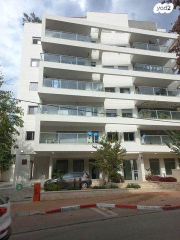 דירה, פינסקר, הרצליה