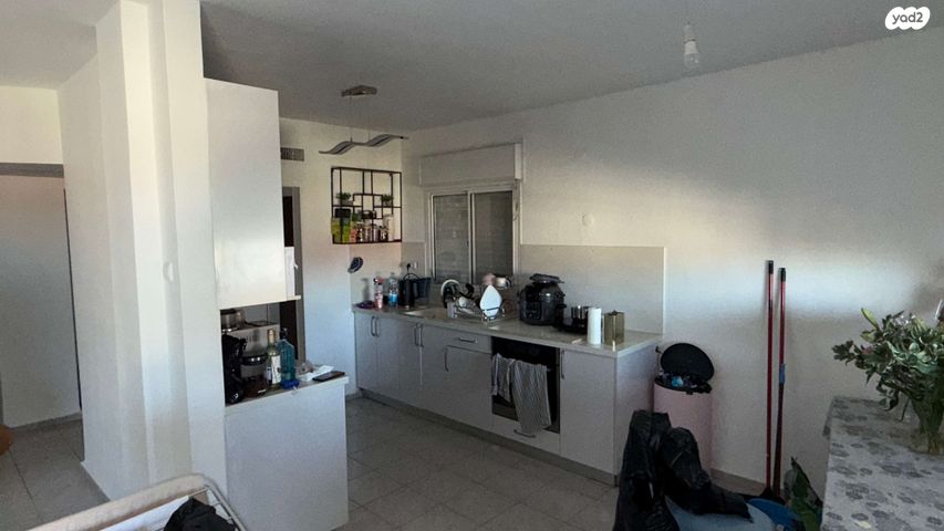 דירה, הנוריות, נשר