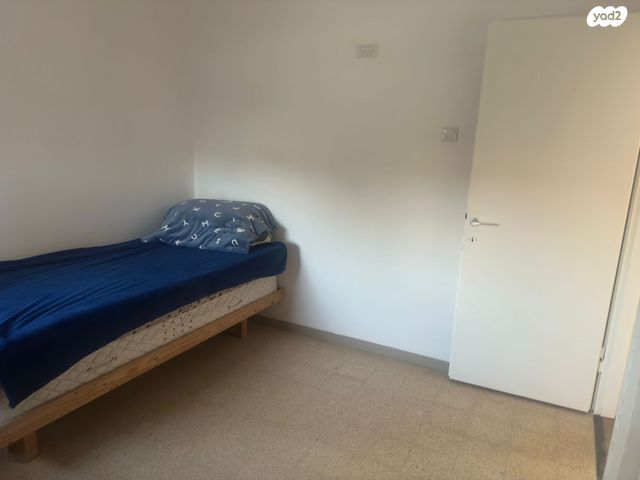 דירה, לוי אשכול, טבריה