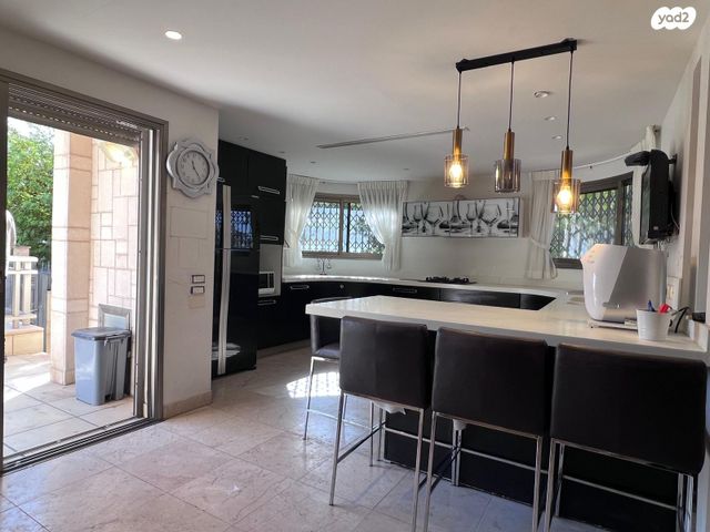 בית פרטי/ קוטג', אח"י מבטח, שער הים, ראשון לציון