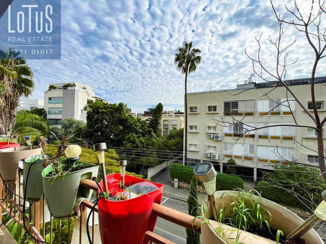 דירה, מלכי ישראל, הרצליה הירוקה, נווה עובד, הרצליה