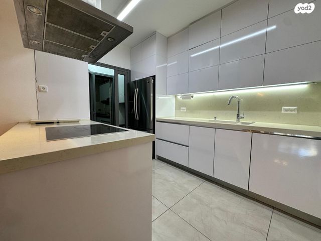 דירת גן, ארזה, מוצא עילית, מוצא עילית