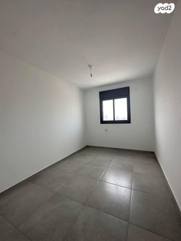 דירה, אנילביץ', לב העיר, בת ים