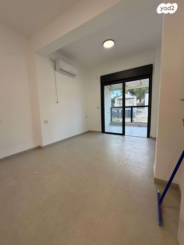 יחידת דיור, האלה, גבעת ארזים, שלומי