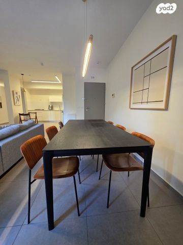 דירה, שיבת ציון 3, נווה שאנן, תל אביב יפו