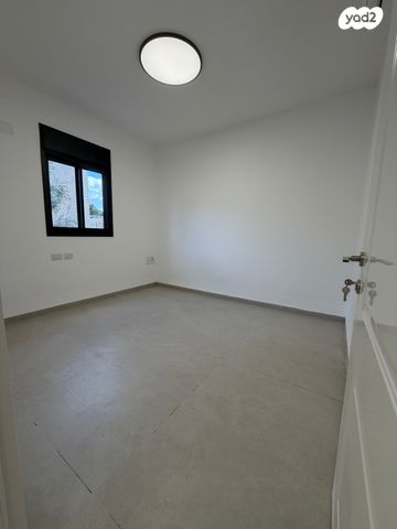 יחידת דיור, האלה, גבעת ארזים, שלומי