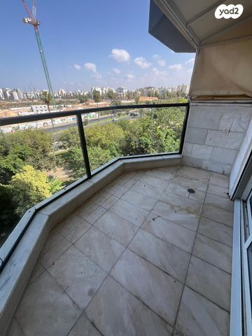 דירה, ישראל גלילי, כוכב הצפון, תל אביב יפו