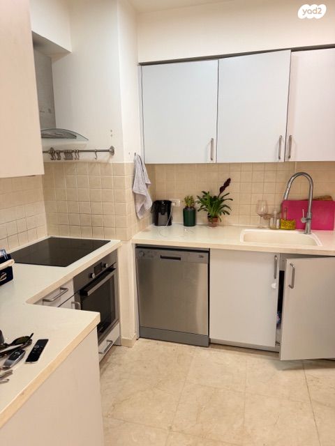 דירה, העוגן 8, הרצליה