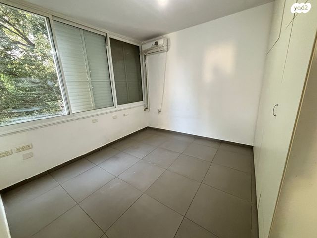 דירה, קריניצי, שכונת יהלום, מרכז העיר ב, רמת גן