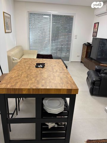 שכונת חשמונאים, מרכז העיר א