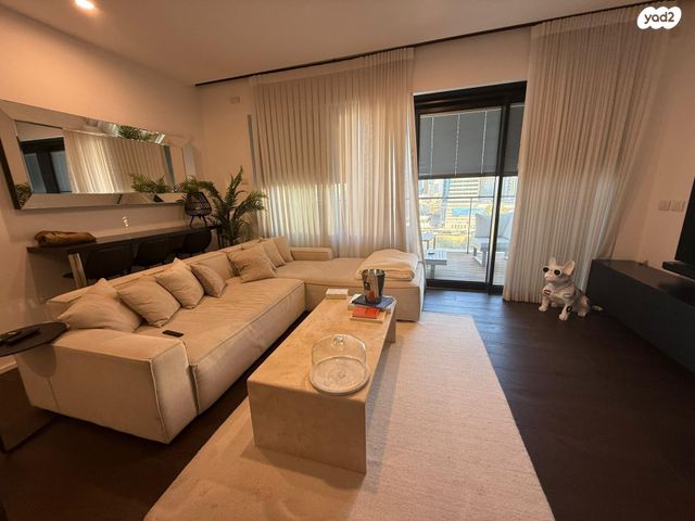 ניסים אלוני 2