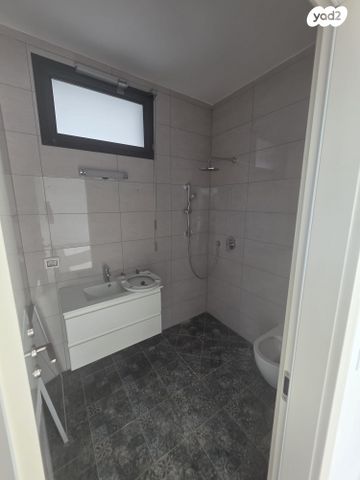 דירה, יוחנן הסנדלר, דרום חדש, פארק הים, בת ים