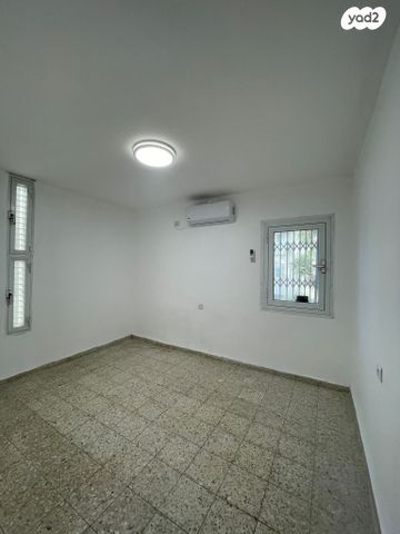 דירה, שדרות יוספטל 9, גבעה א', שביט, קרית אתא