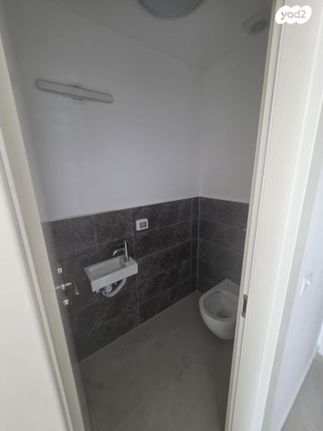 דירה, יוחנן הסנדלר, דרום חדש, פארק הים, בת ים