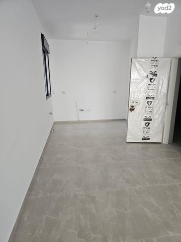 דירה, קרית אתא