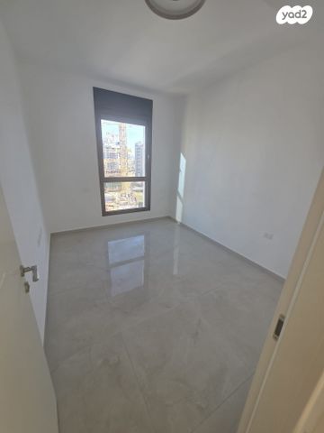 דירה, יוחנן הסנדלר, דרום חדש, פארק הים, בת ים