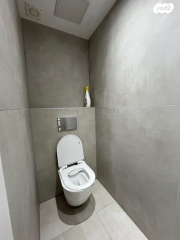 גג/ פנטהאוז, פארק הנחל, באר שבע