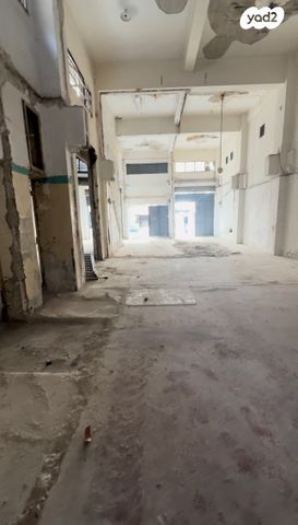 חנויות/ שטח מסחרי, הנמל, שער פלמר, תחנת רכבת השמונה, חיפה