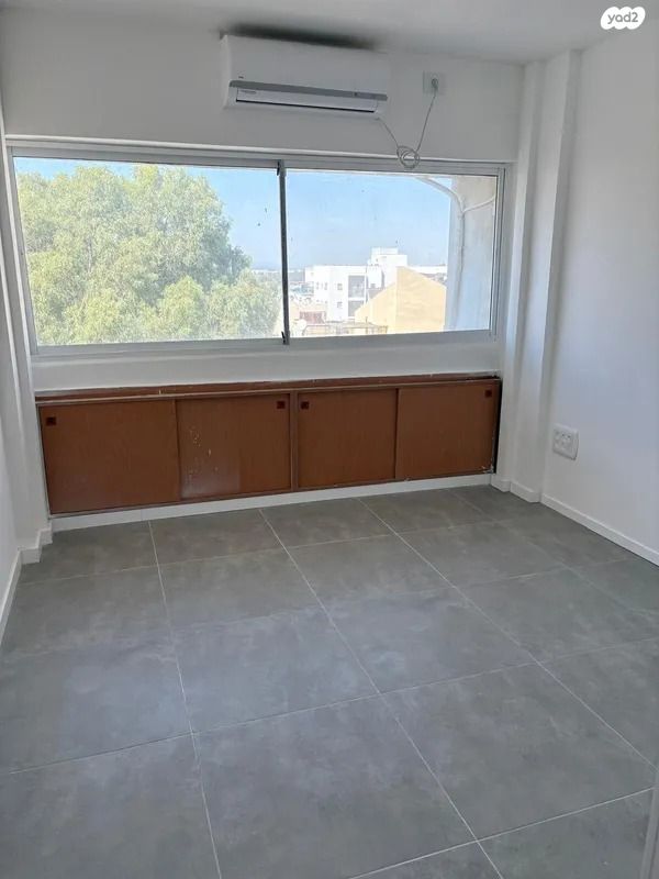 משרדים, הרברט סמואל 59, מרכז העיר, חדרה