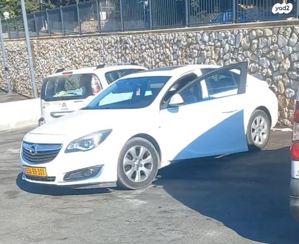 מודעת רכב אופל אינסיגניה